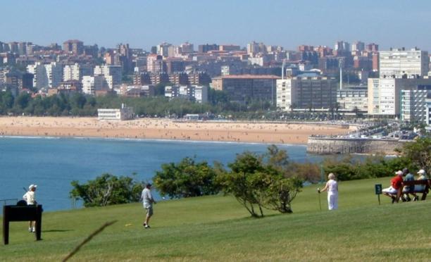 Valdenoja-Sardinero Apartment Suite Beach Santander Exteriör bild