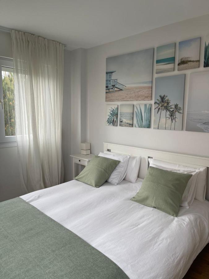 Valdenoja-Sardinero Apartment Suite Beach Santander Exteriör bild