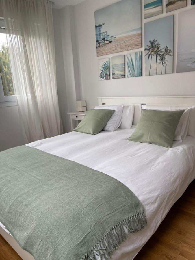 Valdenoja-Sardinero Apartment Suite Beach Santander Exteriör bild