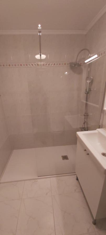 Valdenoja-Sardinero Apartment Suite Beach Santander Exteriör bild