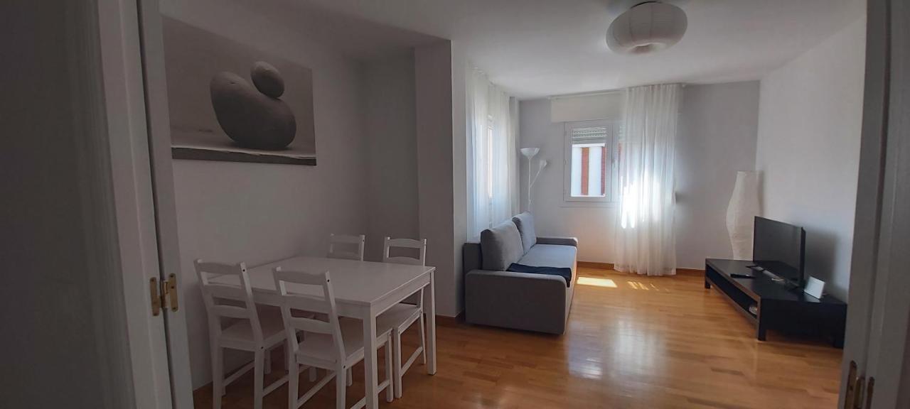 Valdenoja-Sardinero Apartment Suite Beach Santander Exteriör bild
